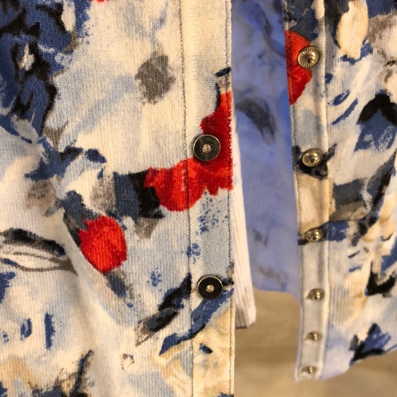 Floral Red/Blue Cardigan/Sweater - Picture 5 of 5